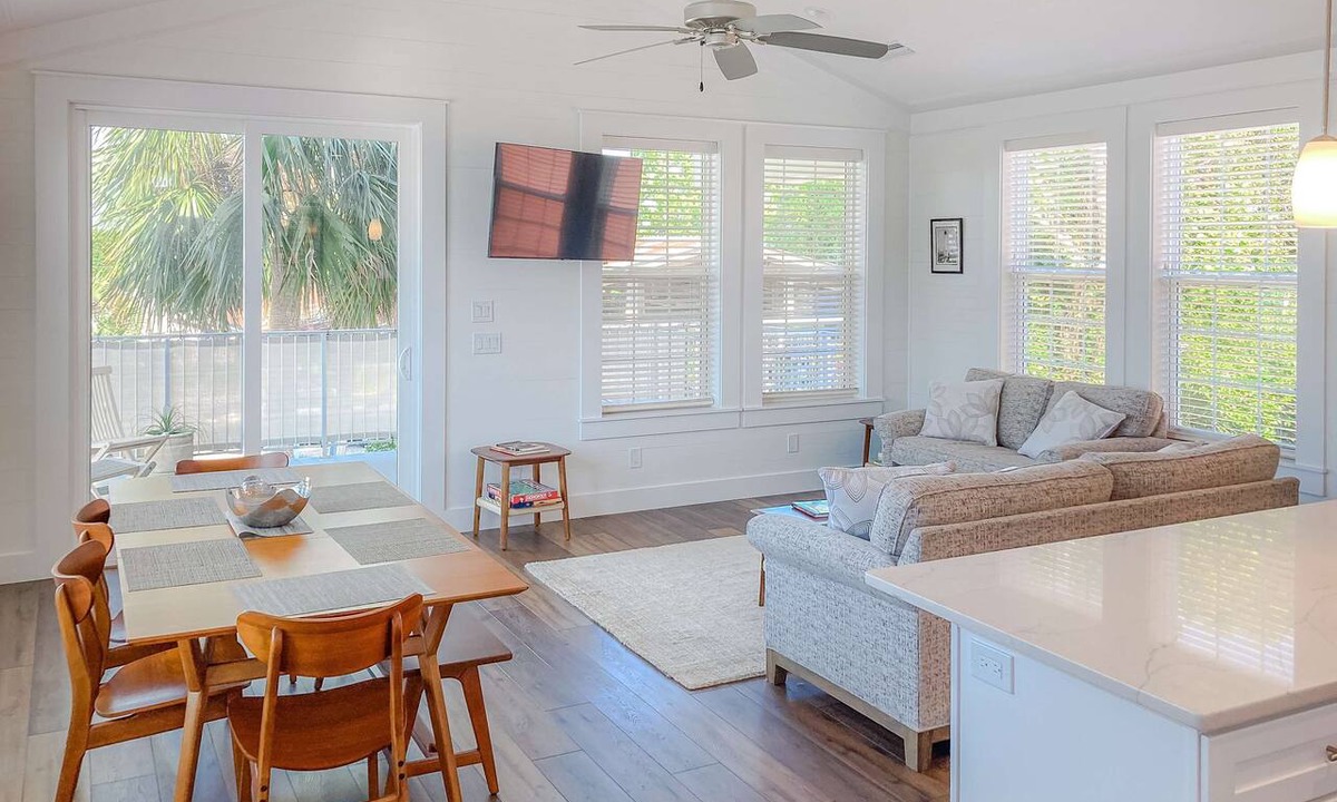 Historic Downtown Apalachicola Apartment | Waterfront apartment with lovely views in walkable location