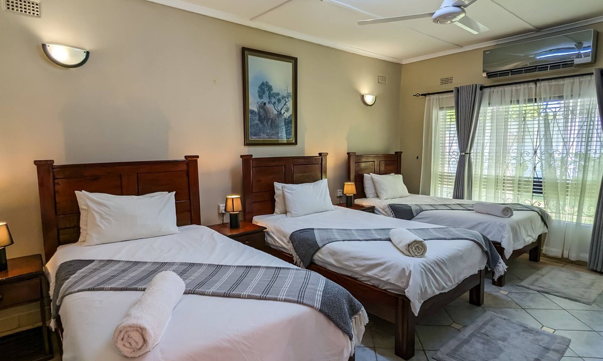 Victoria Falls House | Zambezi Family Lodge - Rhino Room