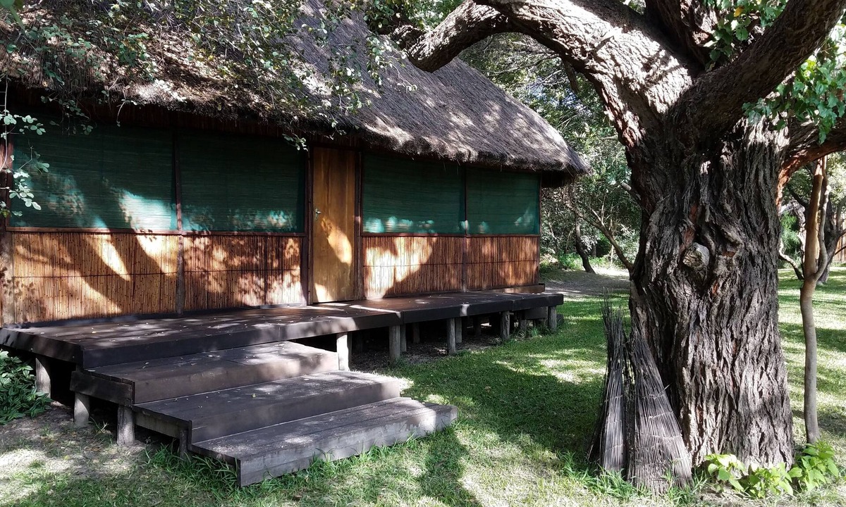 Machevu Cabin | Zambezi River Private Serviced Self-catering Chalets & Camp Site