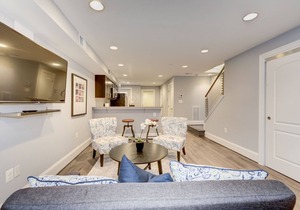 Capitol Hill/US Senate/US Capitol. One Bdrm Apt