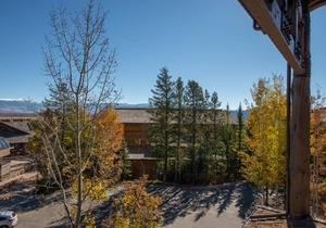 JHRL - Cody House 1A - Incredible Base Location