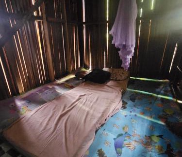 Ambunti Hostel | Bokul Guesthouse
