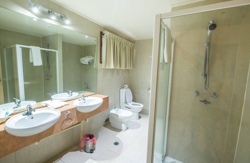Madang Hotel | Madang Resort