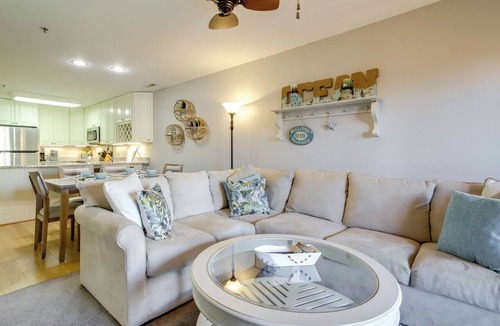 Heron Harbour Isle Apartment | 1/2 Mi to Ocean City Beach! Poolside Retreat