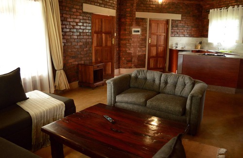 Harare East Villa | 1 bedroomed chalet in Harare - 2183