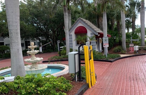 Villages of Seaport Condo | 2/2 Condo in Gated Community - Beach Access, 3 pools, Clubhouse, and much more!