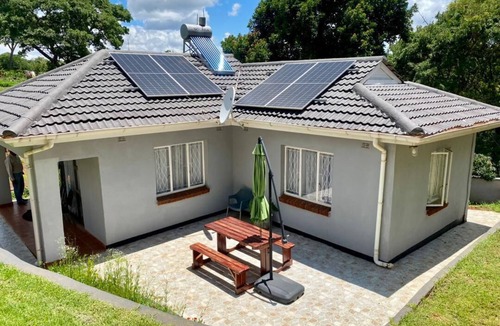 Harare East Apartment | 2 Bed apartment with pool in Philadelphia - 2357