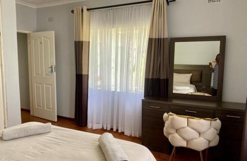 Harare East Apartment | 2 Bed apartment with pool in Philadelphia - 2357
