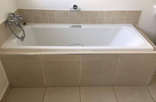 Harare House | 2 Bed roomed fully furnished and secure apartment,very close to shopping center.