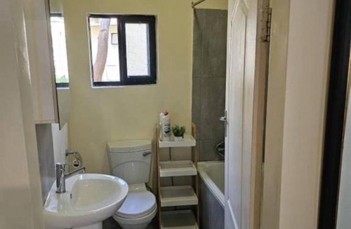 Lusaka Apartment | 2-bedroom cozy apartment in a prime location in Lusaka with AC, fitness room
