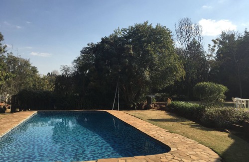 Harare East House | 2 BEDROOM EXECUTIVE & HOLIDAY LUXURY SUBURBAN HOME.