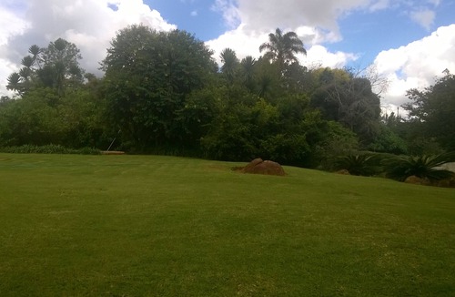 Harare East House | 2 BEDROOM EXECUTIVE & HOLIDAY LUXURY SUBURBAN HOME.