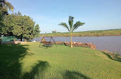 Southern Province Apartment | 2 bedroom serviced accommodation along Zambezi River - Enjoy Game & Canoeing Safaris - Boat Cruises & Fishing - Starlink Internet & Power Backup available