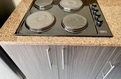 Harare Apartment | 2 bedroomed apartment with en-suite and kitchenette - 2064