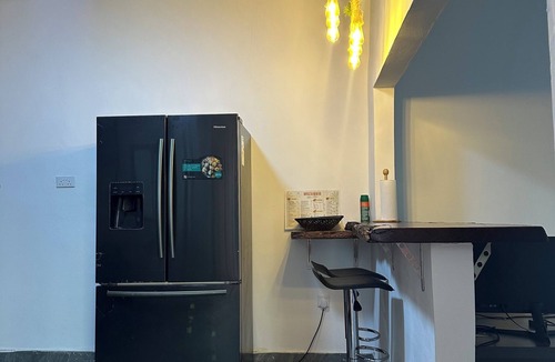 Lusaka Central Apartment | 24/7 power and Starlink WiFi