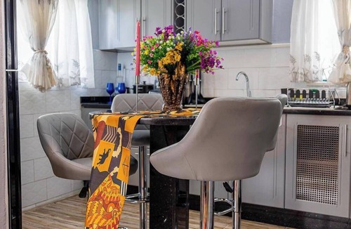 Mount Hampden House | 2Bed-4Guests-Garden-NearCentre&Attractions