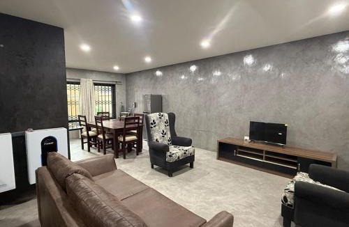 Lusaka Central Apartment | 3-bedroom apartment double story