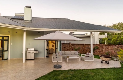 Harare Villa | 3-bedroom villa within delightful Harare just 10 minutes away from the airport