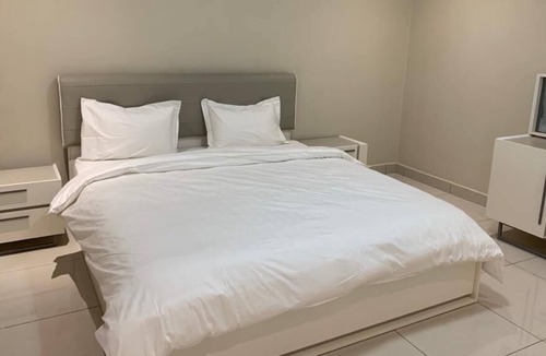 Lusaka Central Apartment | 3 Bedroomed fully furnished apartment in bdex
