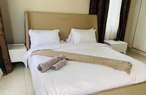 Lusaka Central Apartment | 3 Bedroomed fully furnished apartment in bdex