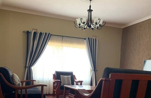 Lusaka Apartment | 3 bedrooms in an apartment in Mass Media