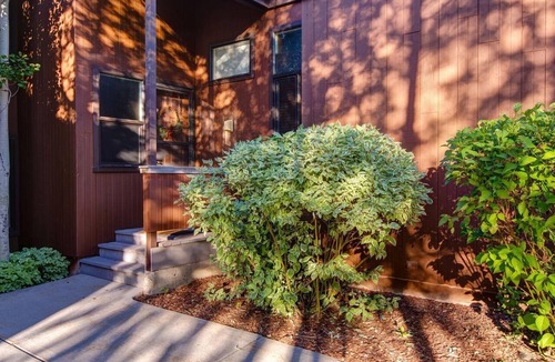 North Park City Condo | 3 Kings condo near PCMR base pool hot tub retreat