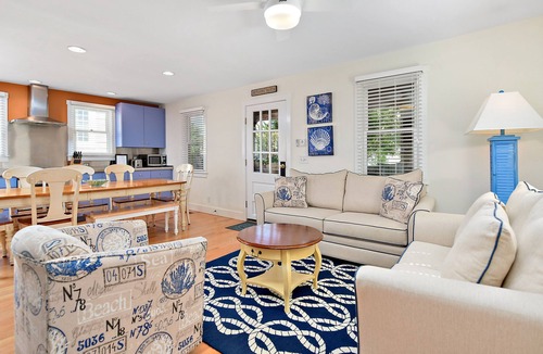 Bethany Beach Cottage | 30% DISCOUNT FOR THE WEEK OF 5 SEP TO 12SEP Original Beach Styled Cottage