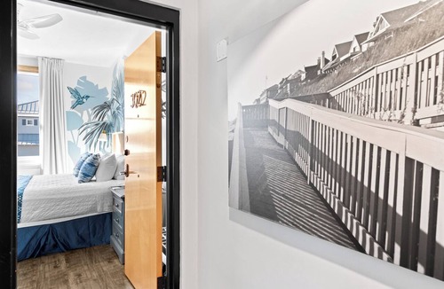 Rosemary Beach Hotel | 302 Rosemary Beach Inn - Includes Beach Chairs & Complimentary Breakfast + Access to 4 Pools