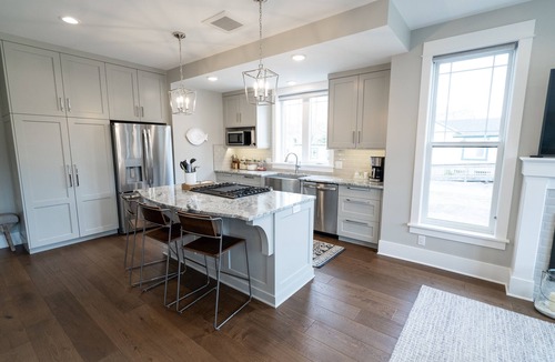 Grand Haven House | 307 Franklin Row