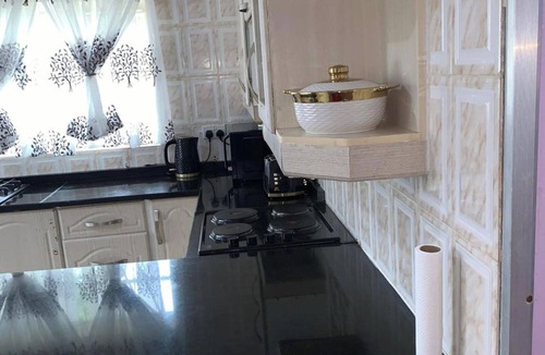Harare House | 4 Bed Gated House-Sleeps 8-Private Parking