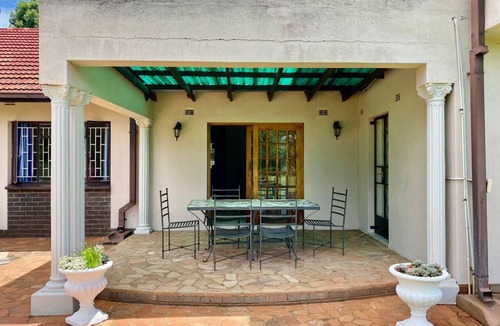 Harare Apartment | 4 bed villa in the heart of Vainona - 2282