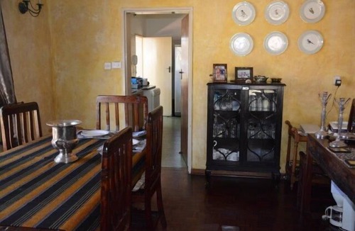 Victoria Falls House | 4 Bedroom House Adjacent To The Victoria Falls National Park