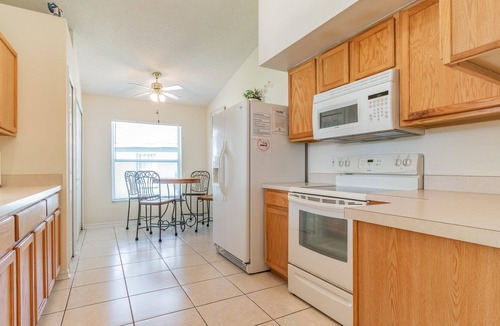 Sabal Harbour Villa | 4 bedroom pool villa with great lakeview - bird lovers dream