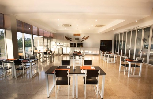 Papua Region Hotel | 44 m² Hotel ∙ 127 guests