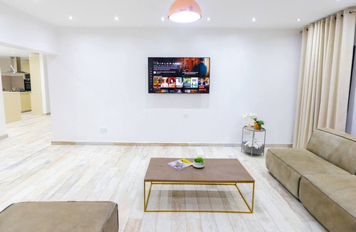 Bulawayo Apartment | 456 Hopeville Escape