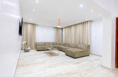 Bulawayo Apartment | 456 Hopeville Escape
