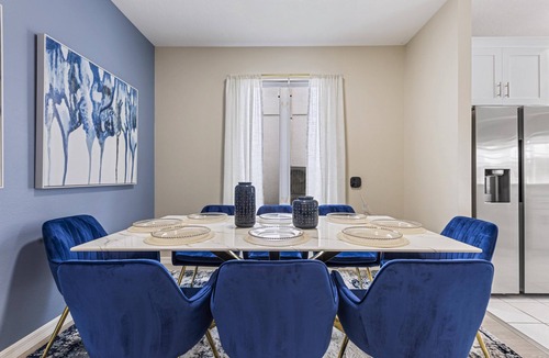 Sunset Lakes House | 5 bed pool home, south facing lake views, 5 mins to Walt Disney World® Resort!