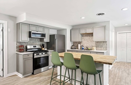 Great Valley Apartment | 5 Minutes to Holiday Valley Luxe King Bed + Bunk