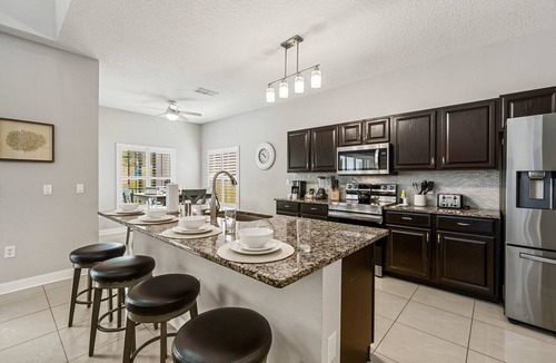Highgate Park House | 5BR Pool Home-Spa-Epic Game Room Near Disney