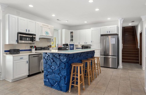 Whalehead Beach House | 632 Private Pool, Hot Tub, Billiards, and More!