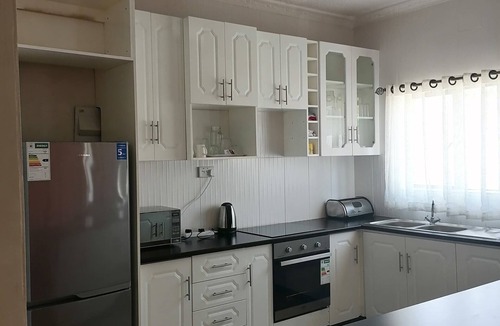 Victoria Falls House | 848 Guest House