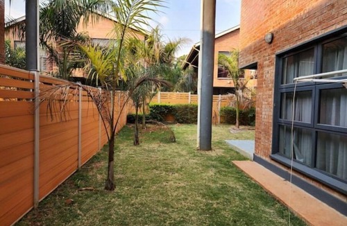 Greendale Apartment | A Modern & Homely Luxury Unit