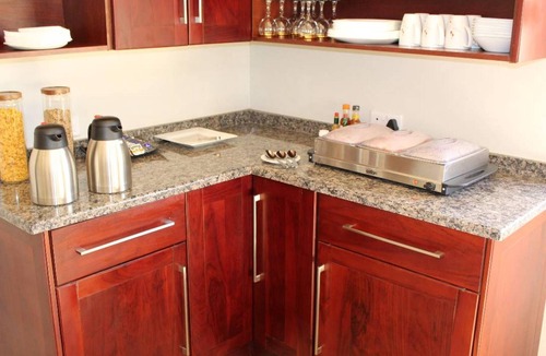 Harare Apartment | A Pristine B B Located in the Peaceful Suburb of Belvedere Harare - 2007