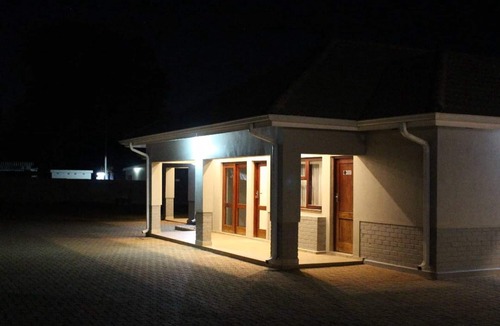 Harare Apartment | A Pristine B B Located in Belvedere Harare - 2006