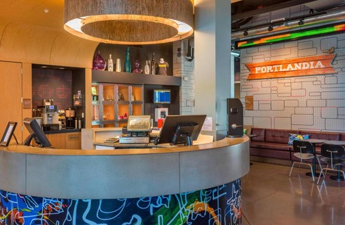 Portland Hotel | Aloft by Marriott Portland Airport at Cascade Station