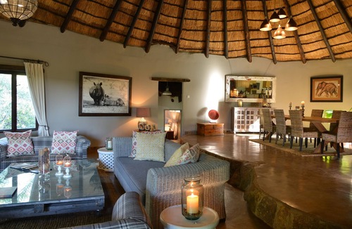 Matopos Cabin | Amalinda Lodge