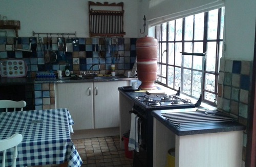Juliasdale House | Amazing holiday home in Juliasdale, Nyanga, Zimbabwe - Pazororo Cottage