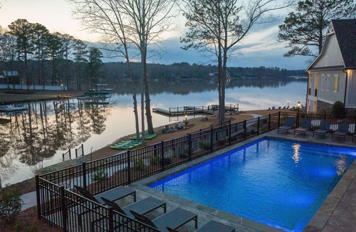 Eatonton Cottage | Amazing Sunsets at the Gorgeous Anchor Cottage at Cottage Cove!