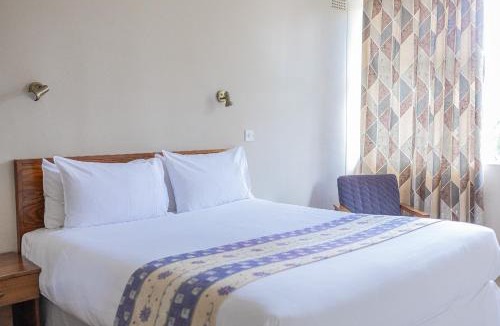 Midlands Bed & Breakfast | Baines Bed & Breakfast