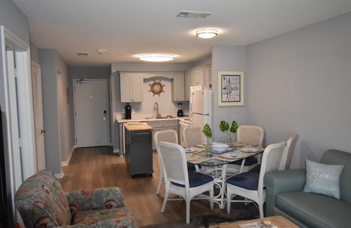 Fort Morgan Condo | Bama Beach Bungalow Fort Morgan Sleeps 6 -2 bedroom